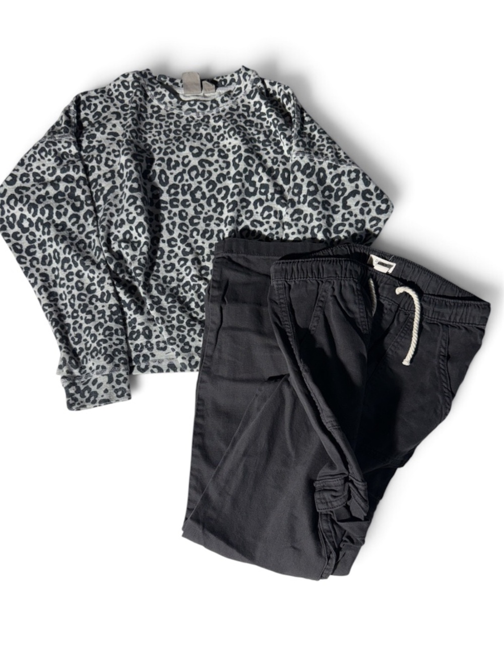 Roxy Girls Bundle Leopard Sweater & Black Cargo Jogger Pants Size XL (14)